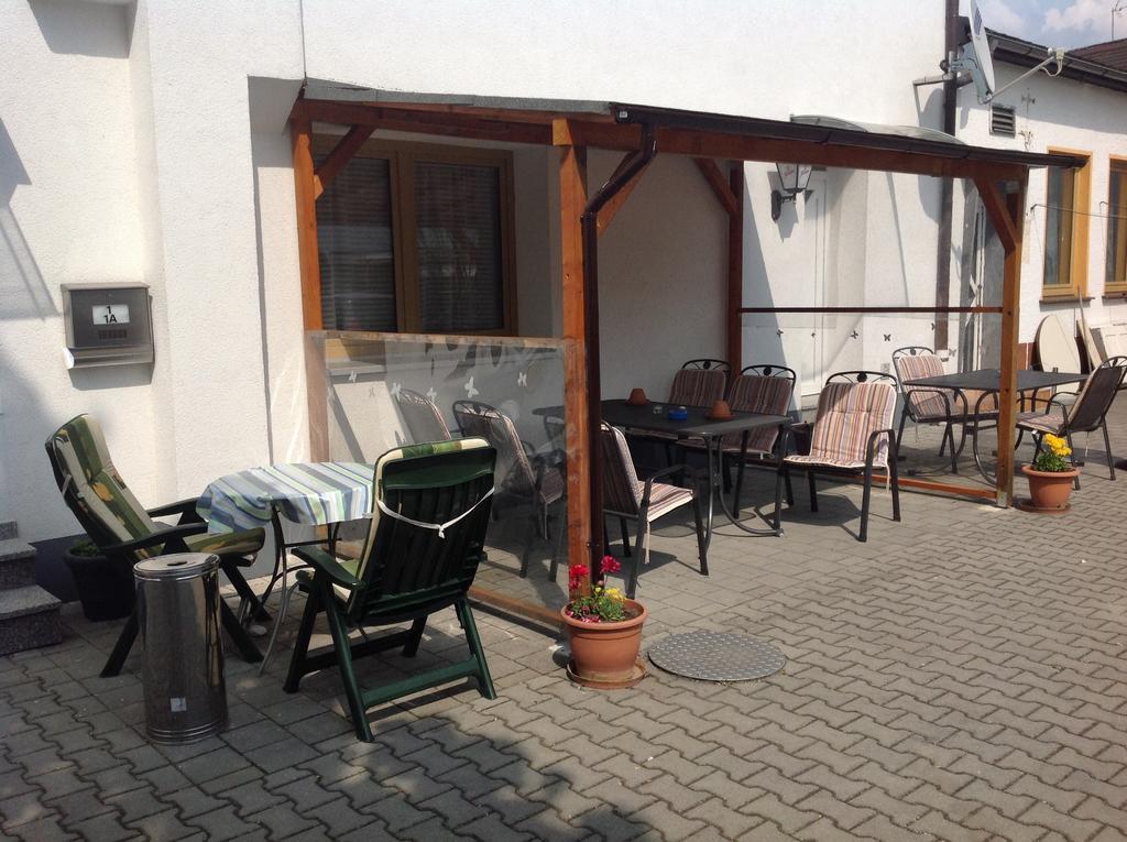 Pension Lindengarten Neurenberg Buitenkant foto